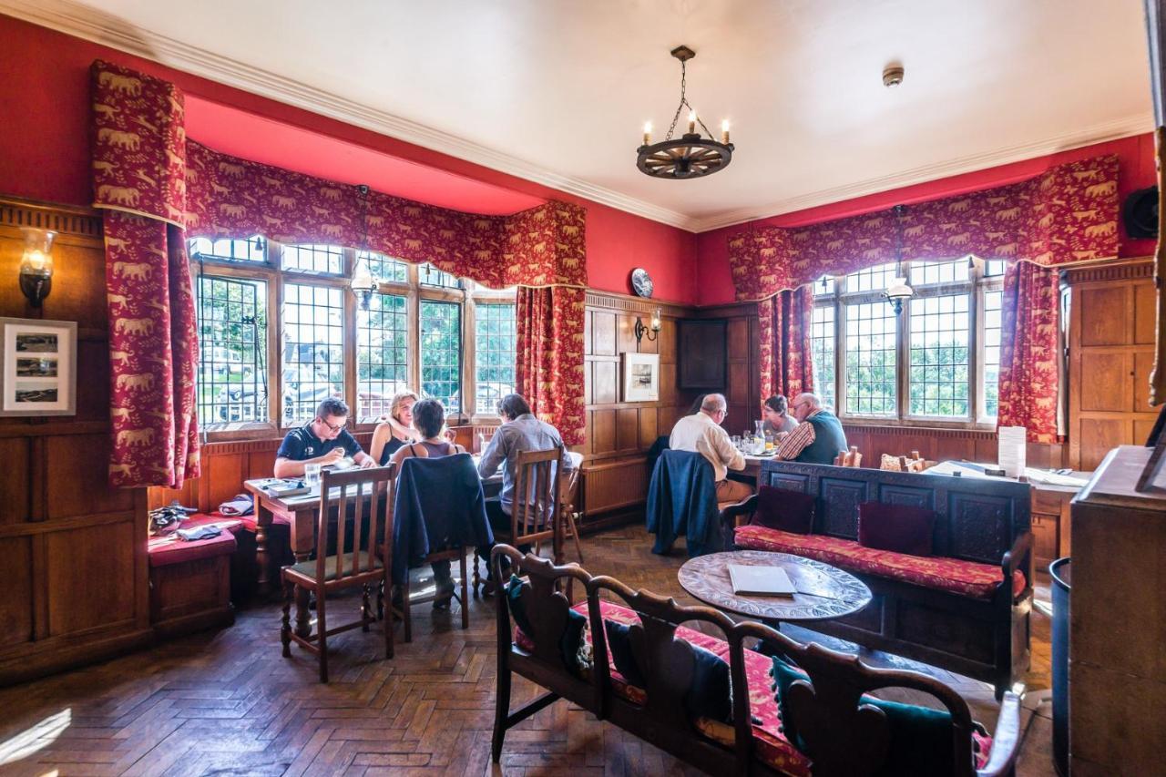 Amberley Inn Страуд Экстерьер фото